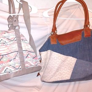 Bundle of Carry Luggage Totes